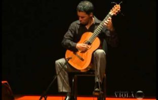 Jorge Caballero plays Bach