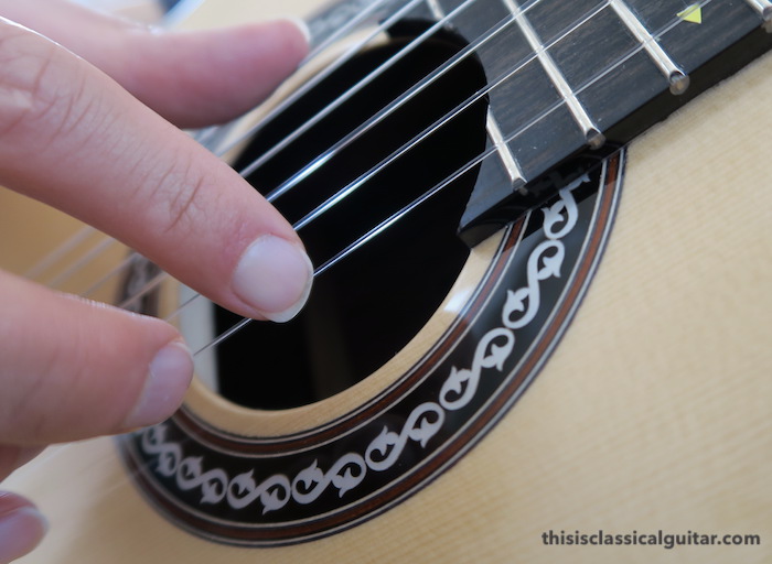 Nail Contact on String for Classical Guitar - i finger