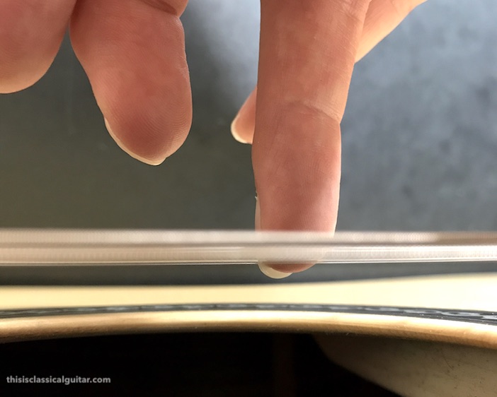 Nail Contact on String for Classical Guitar - a finger