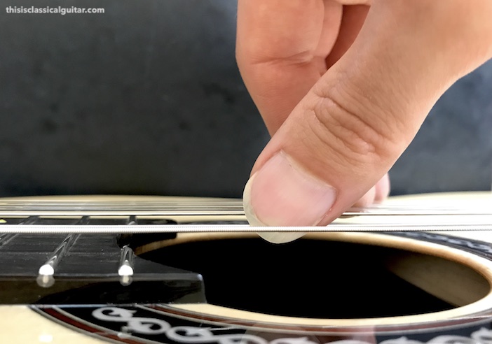 Nail Contact on String for Classical Guitar - Thumbnail