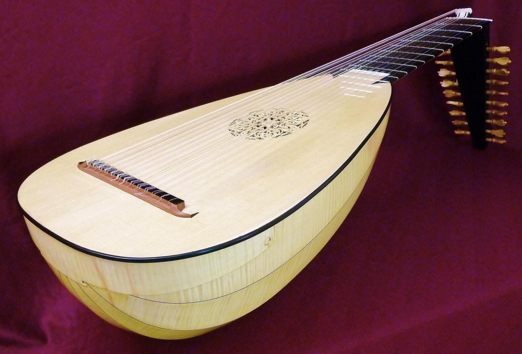 13 course lute inspired by Schelle-Hoffmann by Clive Titmusss