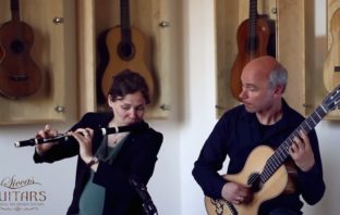 Duo Hinrichs-Hladek Play C.P.E. Bach