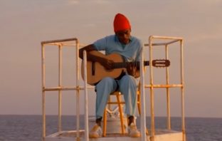 Seu Jorge Plays Bowie Covers from The Life Aquatic
