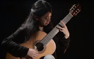 Liying Zhu Plays Barrios Tremolo