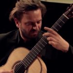 Marcin Dylla (Guitar) Plays Britten