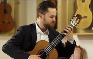Peter Graneis plays La Gaubança by Asencio