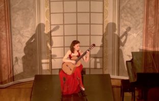 Ana Vidovic plays Sarabande BWV 1007