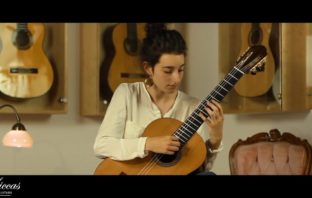 Kassandra Siebel Plays Brouwer