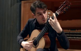 Jérémy Jouve Plays 3 Figures Fractales by Ourkouzounov