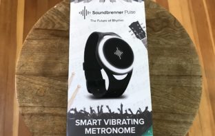 Review: Soundbrenner Pulse – Smart Vibrating Metronome
