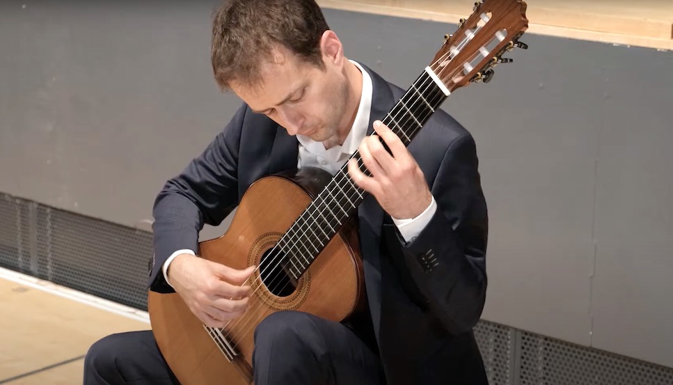 Goran Krivokapić - Sonata para guitarra by Antonio José