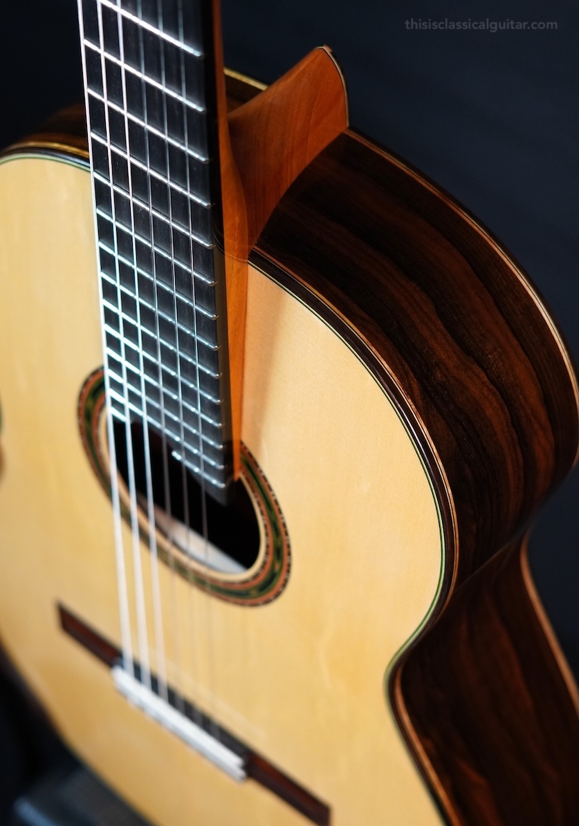 Dominelli Classical Guitar - Side