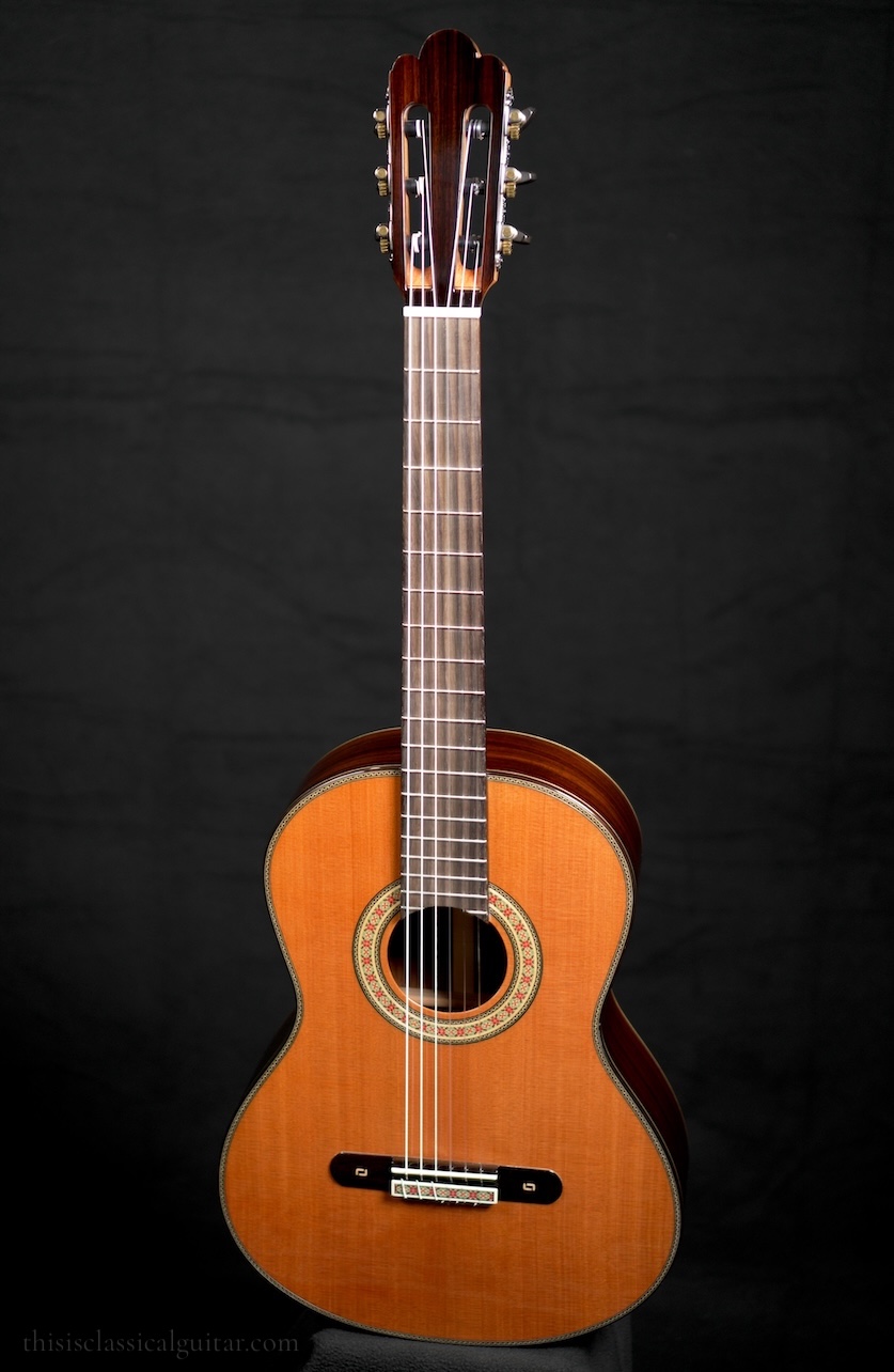 Joluck E4 Front-Side